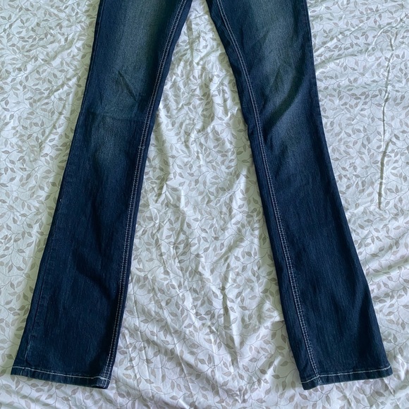 BONGO jeans, low rise, dark blue wash- Size 5 - Picture 3 of 3
